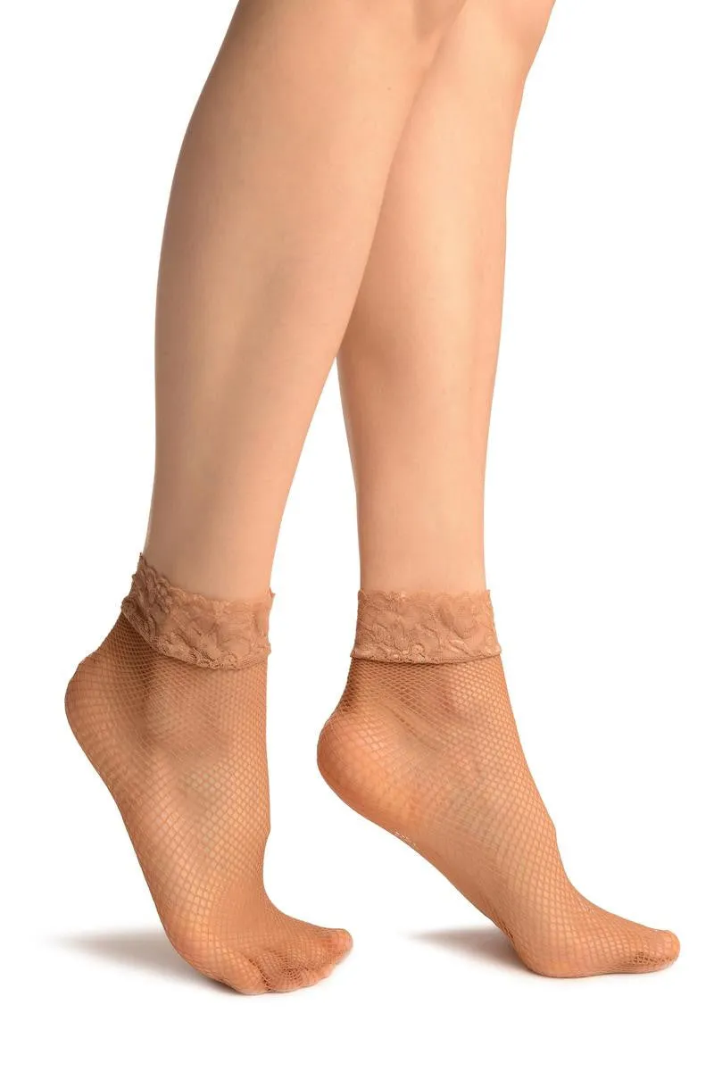 Beige Fishnet Comfort Top Ankle High Socks