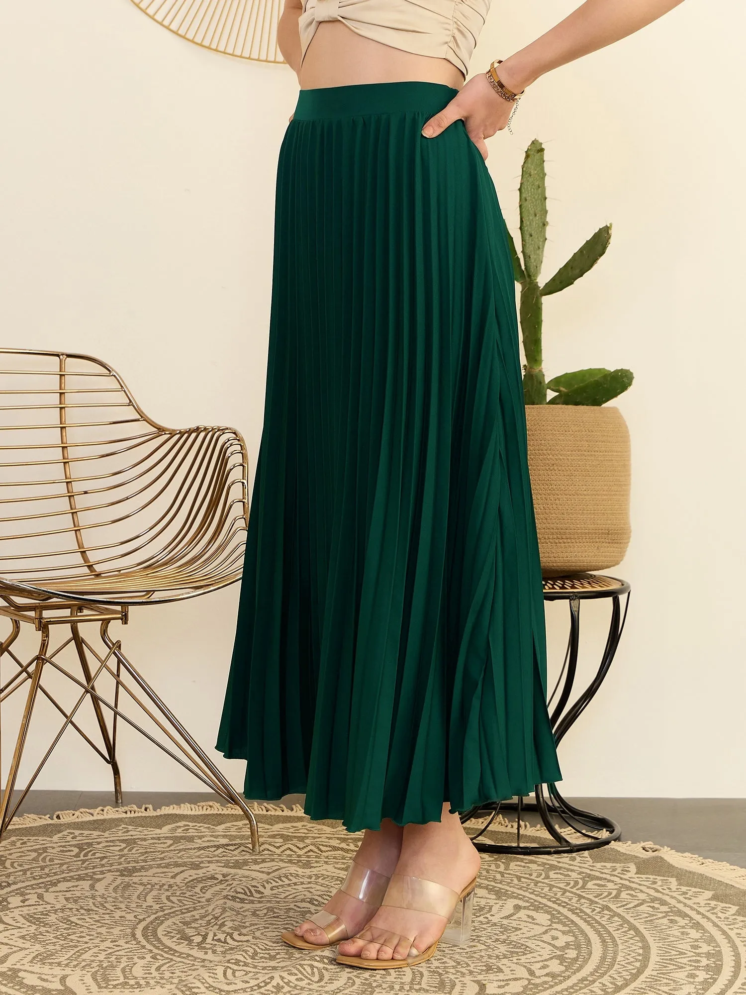 Berrylush Women Solid Green High-Rise Waist Zipper-Up Straight Hem Pleated Maxi Skirt