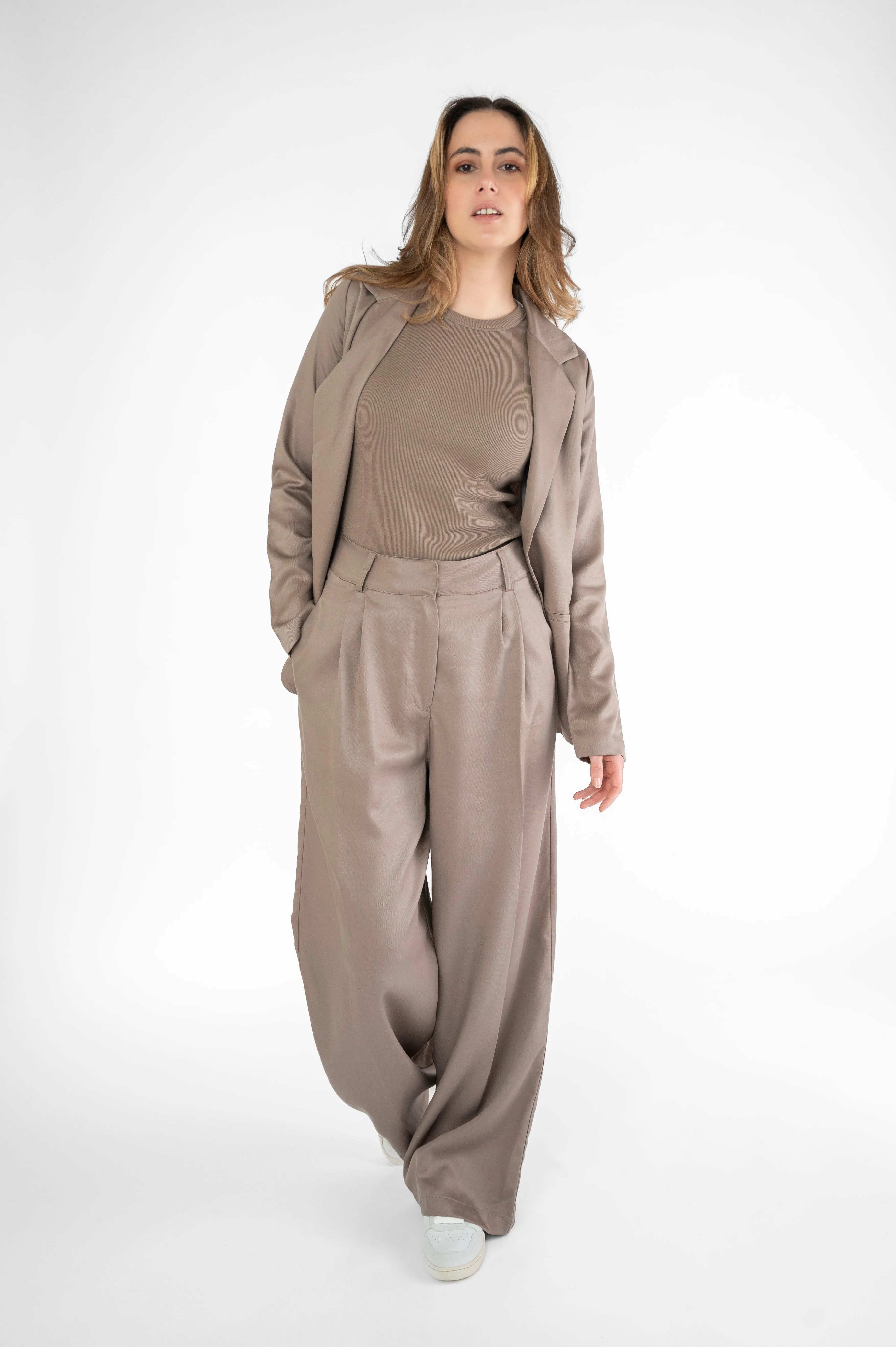 Light Wide Leg Pants Taupe