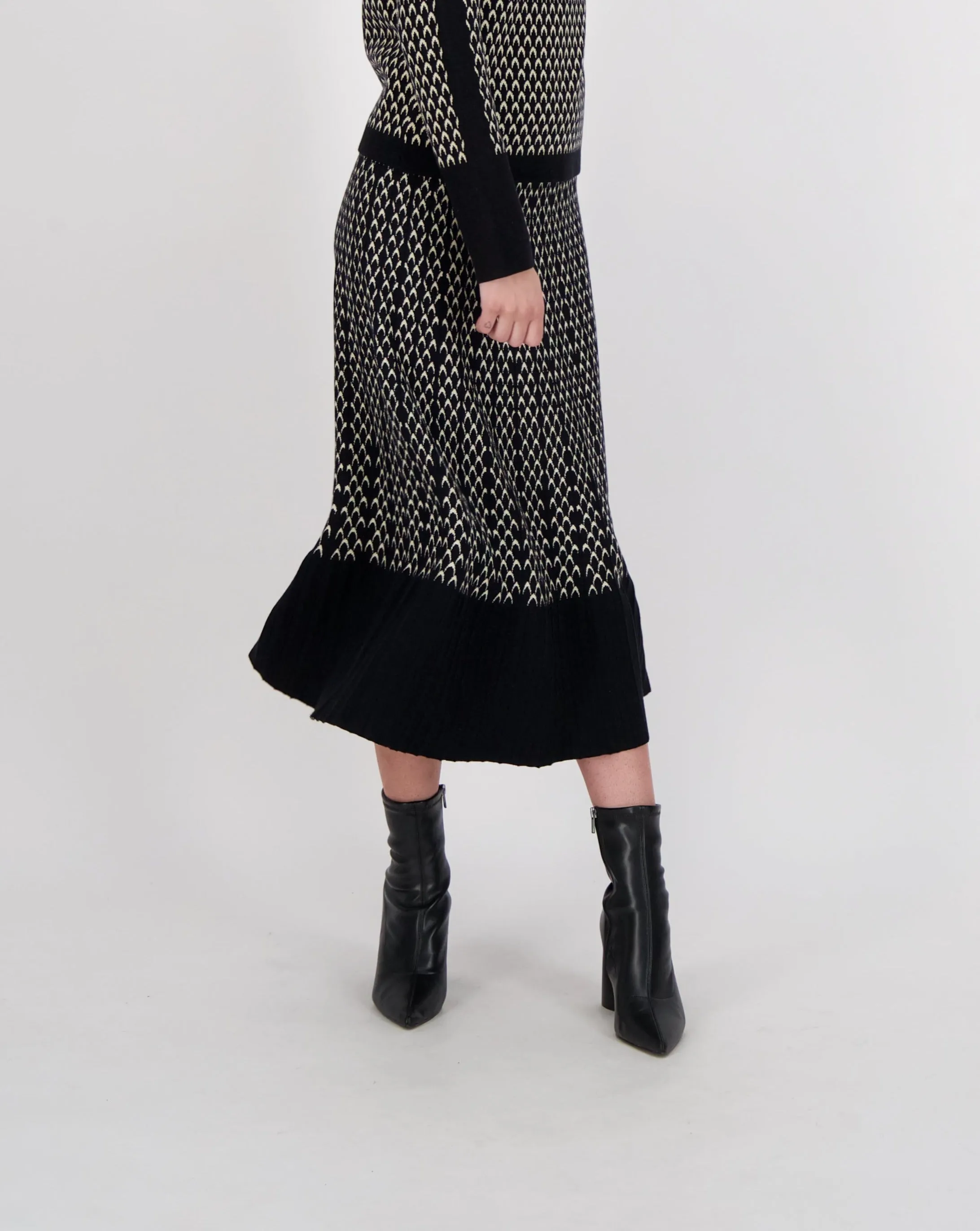 Plisse Pleated Knit Skirt