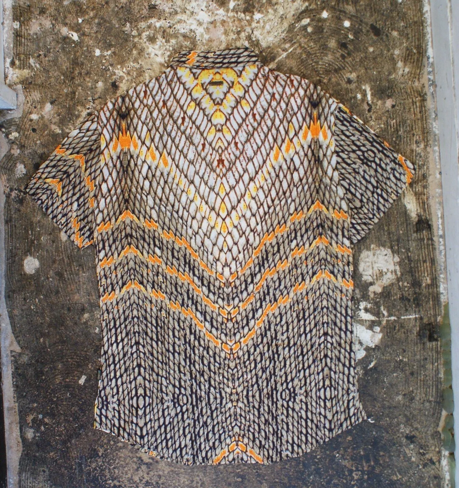 Reptile Skin Pattern Print Shirt