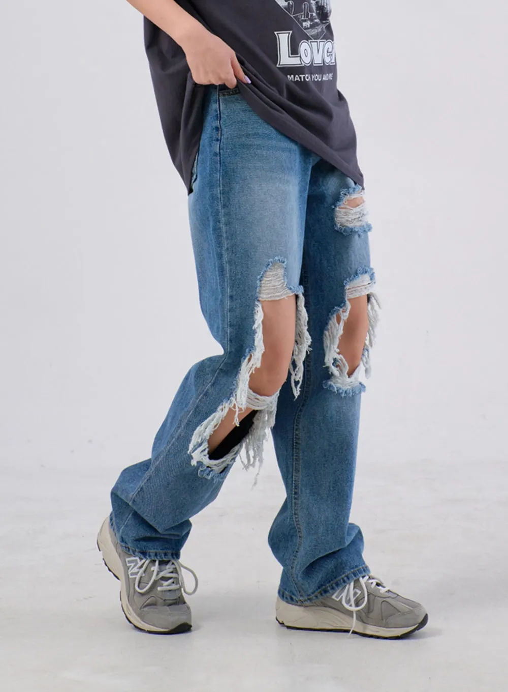 Ripped Knee Jeans IA305