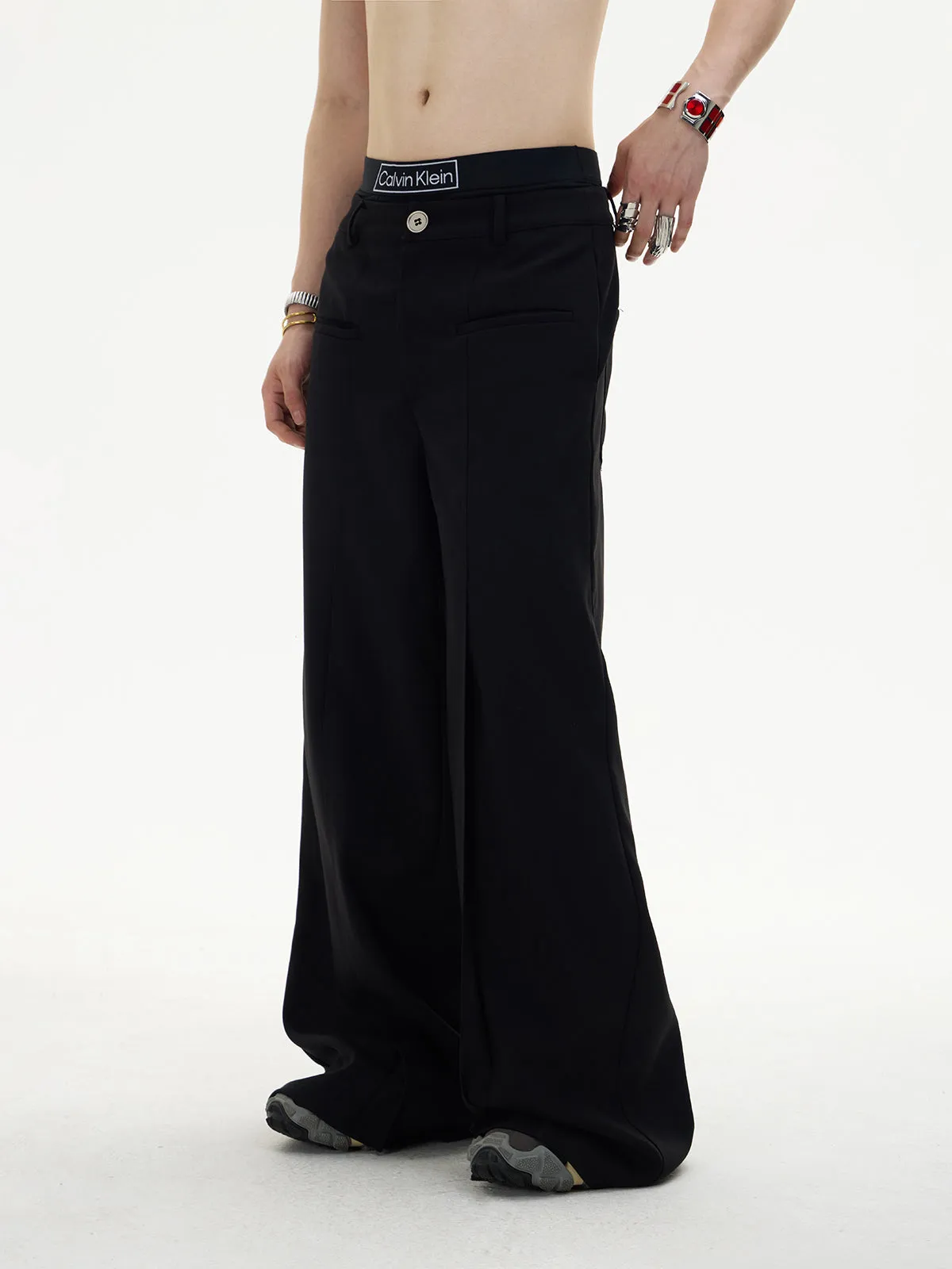 wide-leg slack pants