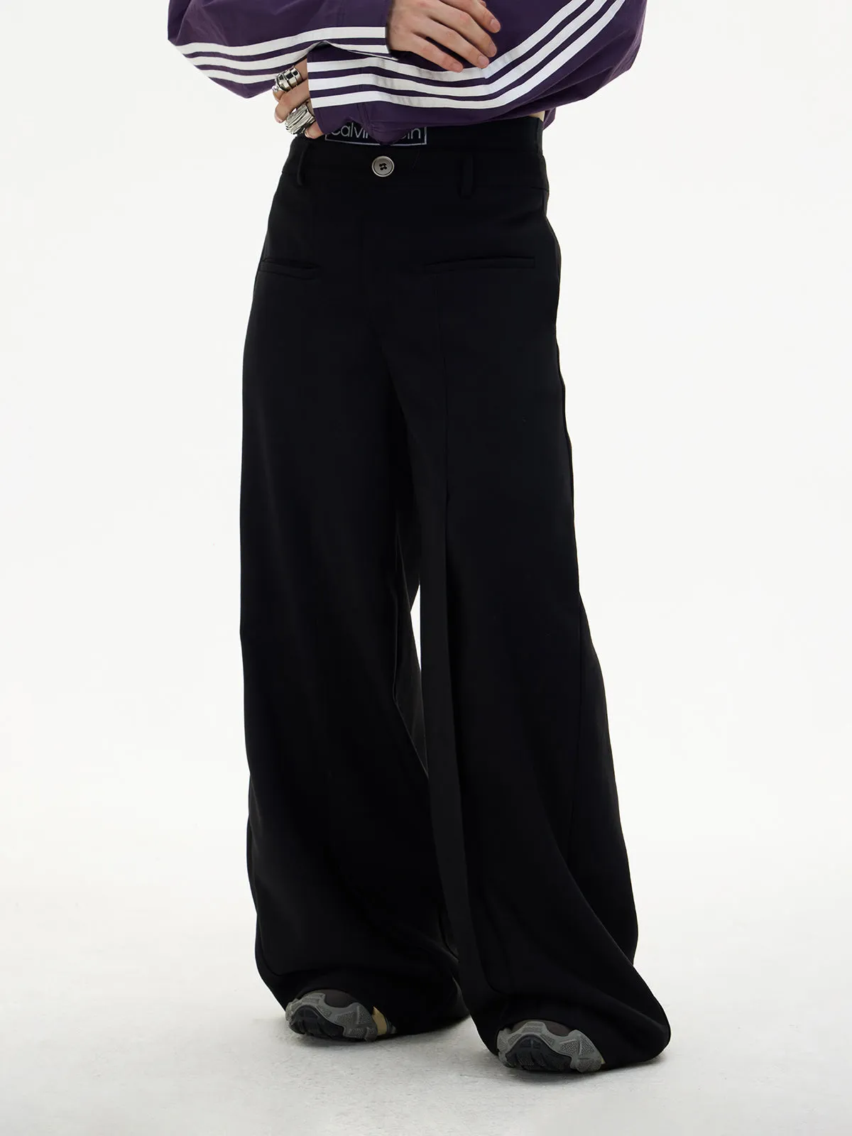 wide-leg slack pants